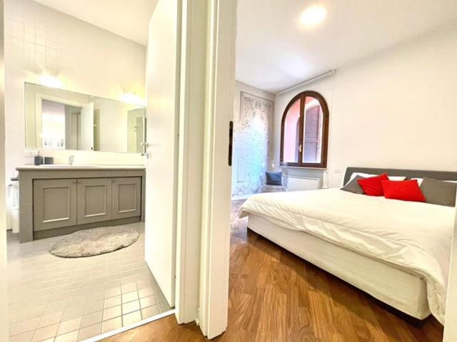 Domus Verona - Ampia Moderna Casa Su 2 Piani Nel Cuore Di Βερόνα Εξωτερικό φωτογραφία