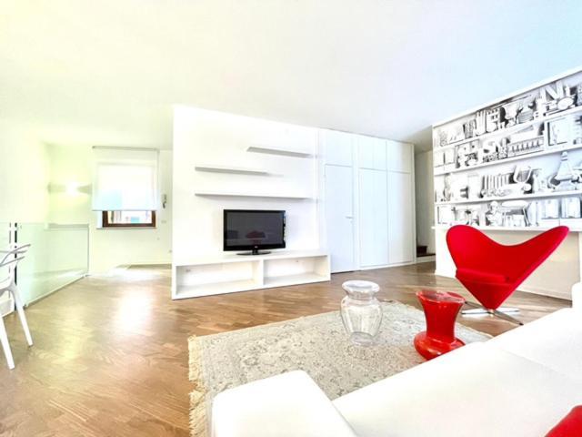 Domus Verona - Ampia Moderna Casa Su 2 Piani Nel Cuore Di Βερόνα Εξωτερικό φωτογραφία
