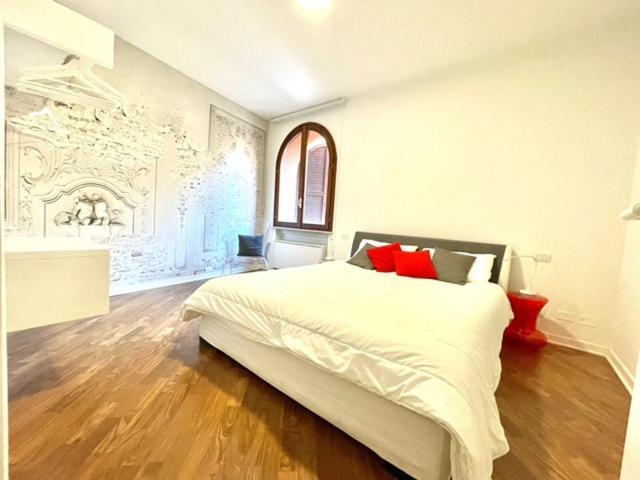 Domus Verona - Ampia Moderna Casa Su 2 Piani Nel Cuore Di Βερόνα Εξωτερικό φωτογραφία