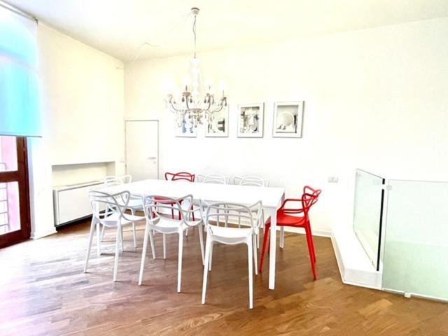 Domus Verona - Ampia Moderna Casa Su 2 Piani Nel Cuore Di Βερόνα Εξωτερικό φωτογραφία